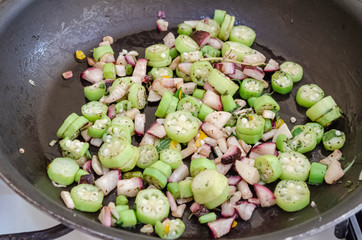 Preparing Stir-fried Vegetables