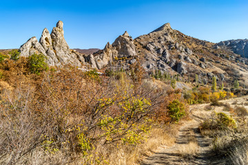 Fototapeta na wymiar Russia. Crimean mountains, roks.