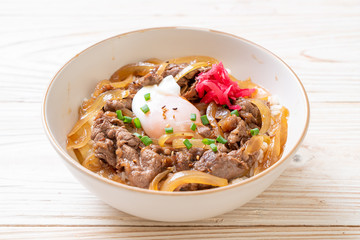 beef sliced on topped rice (GYUU-DON)