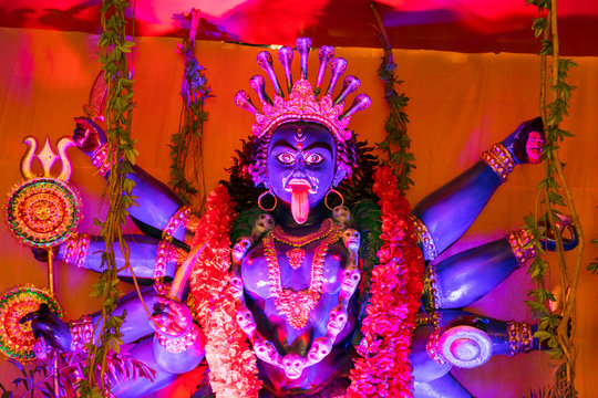 Image of Hindu Goddess Maa Kali clay sculpture 