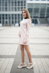 Obraz premium young woman with ball