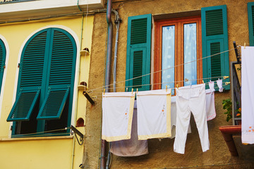 Fototapeta na wymiar Laundry drying on the rope in Vernazza