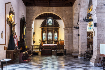 Fototapeta na wymiar Kuba, Havanna; Die Kirche 