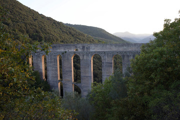 Fototapeta na wymiar Spoleto, ponte delle torri