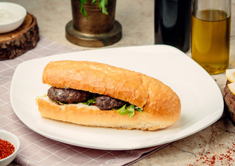 turkish bread with meat on the table