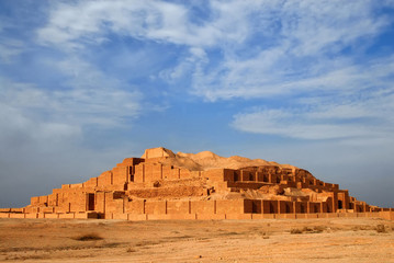 Brick ziggurat (13th century BC) in Choqa Zanbil, Iran. The best example of Elamite architecture. One of Iran's UNESCO World Heritage sites. - obrazy, fototapety, plakaty