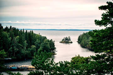 Obraz premium island in the lake