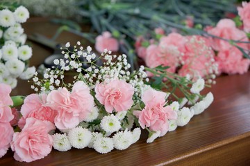 Set of pink and white flowers