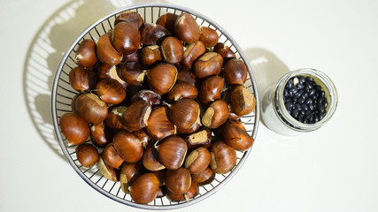 castagne e fagioli neri