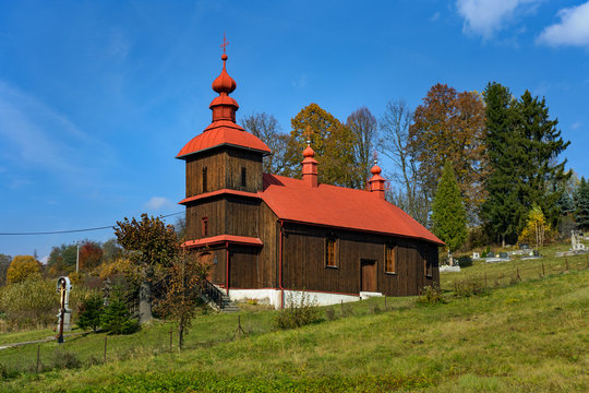 Dreven&yacute; chr&aacute;m Ochrany Presv. Bohorodičky - Varadka