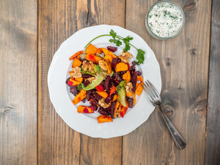 Super food dish - Oven vegetables with walnuts