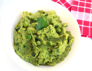 Mashed green peas in a bowl
