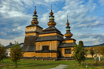 Fototapeta na wymiar Krempna cerkiew