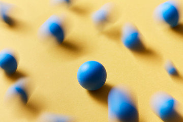 Creative composition of balls in movement