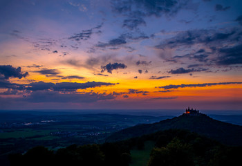 Fototapeta na wymiar Burg Hohenzollern Sonnenuntergang