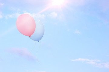 Fototapeta na wymiar Balloons float in the sky.