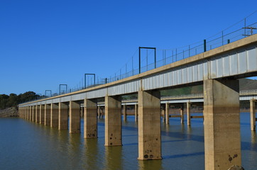 Obraz premium bridge over the river