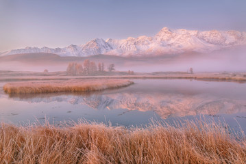 mountains lake autumn reflection fog dawn