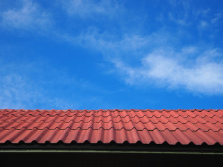 Red roof and blue sky , Minimal