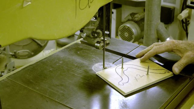Craft Projects With Wood and Cloth Machinery