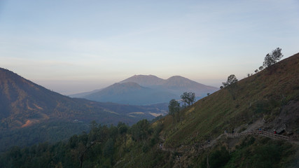 Fototapeta na wymiar Trekking to Mount Ijen Banyuwangi Indonesia