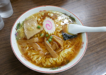 昔ながらの東京しょうゆラーメン