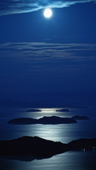 輝くムーンロードと青い瀬戸内海 / 銭坪山からの眺め