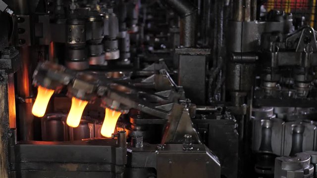 The process of making glass jar glassworks