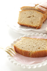 asian food,chinese food,thai food, vietnamese food,chicken,meat,chicken wing,wooden bowl,,noodles,glass noodles,nobody,indoor,still life,white background,background,copy space,