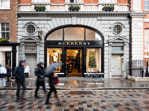 Burberry Images – Browse 761 Stock Photos, Vectors, and Video | Adobe Stock