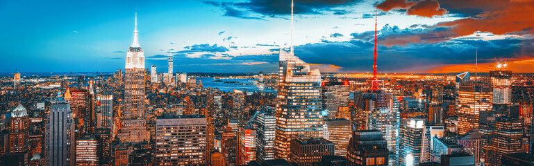 Night view of Manhattan from the skyscraper's observation deck. New York.