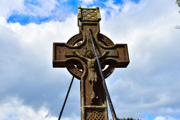 Celtycki krzyż na cmentarzu Irlandia Północna - obrazy, fototapety, plakaty