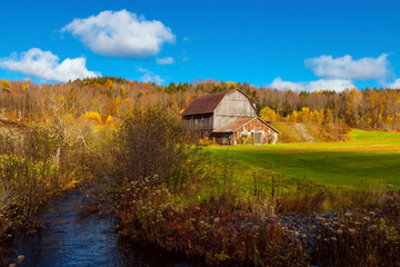 Old Barn with Fall Colours