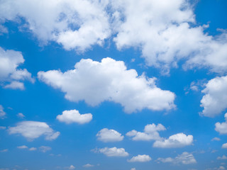 東京の青空と雲