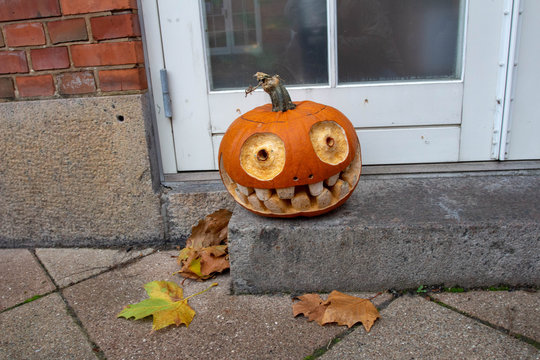 Scary pumpkin face
