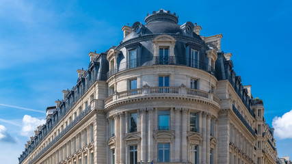 Obraz premium Paris, France, beautiful building, panorama of typical parisian facade