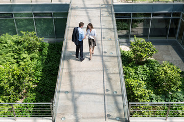 Germany, Hannover, Business people shaking hands