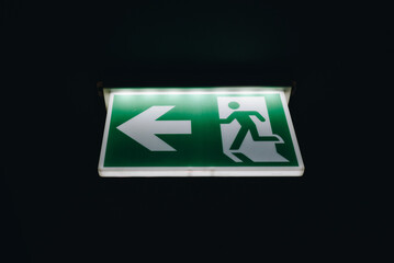 Emergency fire escape sign in a hotel or public place