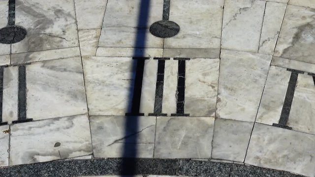 Sundial. Shooting in the summer. Time lapse.
