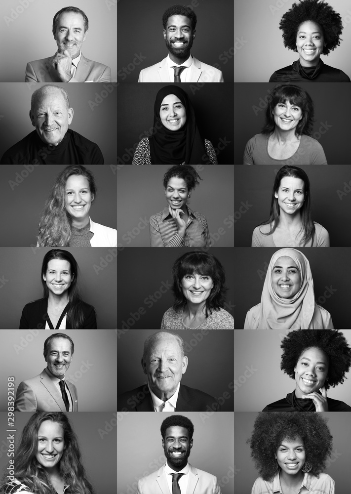 Poster Group of 9 beautiful people in front of a background