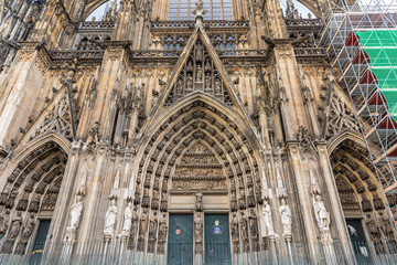 Fototapeta premium Doors to Cologne Cathedral