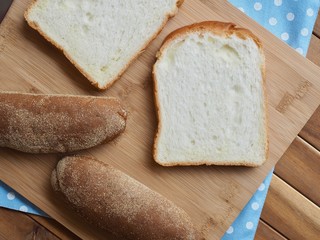 Whole wheat bread and  plain bread