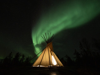 Aurora Borealis in Yellowknife, Canada © Ed