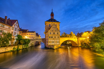 Fototapeta na wymiar The famous Old Town Hall of Bamberg in Bavaria, Germany at night