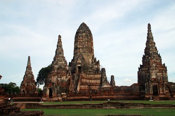 Fototapeta premium Templo budista de Wat Chaiwatthanaram en Ayutthaya (Tailandia).
