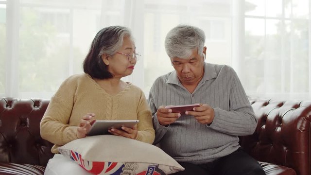 Elderly man angry his wife when game over