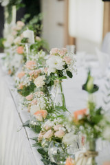 beautiful wedding table flower decoration