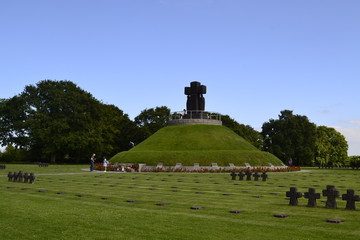 Cementerio Militar Alem&aacute;n La Cambe (Francia )