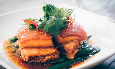 braised pork with soy sauce
