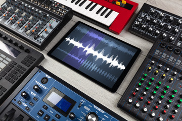 Recording music with tablet and electronic music instruments